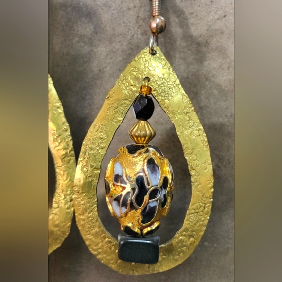 Vintage Cloisonne & Black Onyx Brass Dangle Hook Earrings - Picture 5 of 6